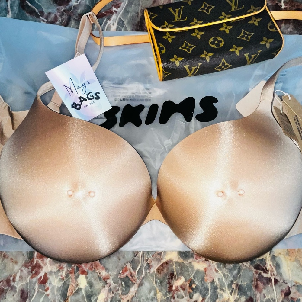 Skims: Pierced Nipple Push-Up Bra (NWT) - Picture 6 of 14